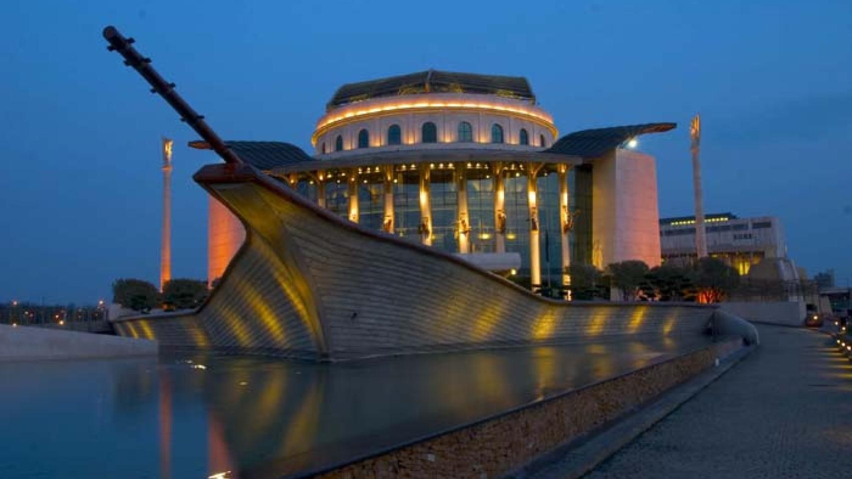 Imagen del nuevo Teatro Nacional de Budapest.
