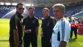 Álvaro Arbeloa junto a José Mourinho, Iker Casillas y Xabi Alonso