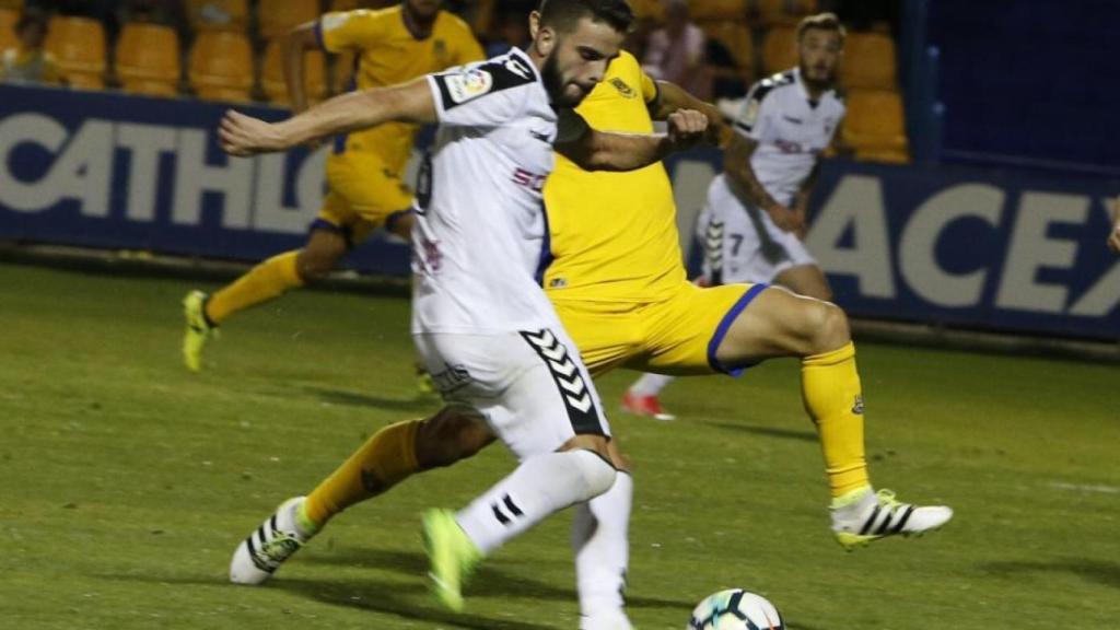 Pelayo Novo, durante un partido con el Albacete.