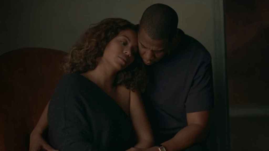Beyoncé & Jay-Z en el vídeo 'Sandcastles' del álbum 'Lemonade'