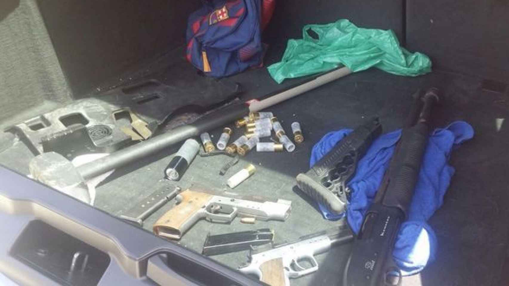 Armas decomisadas durante un operativo policial a un grupo de narcos en Algeciras.