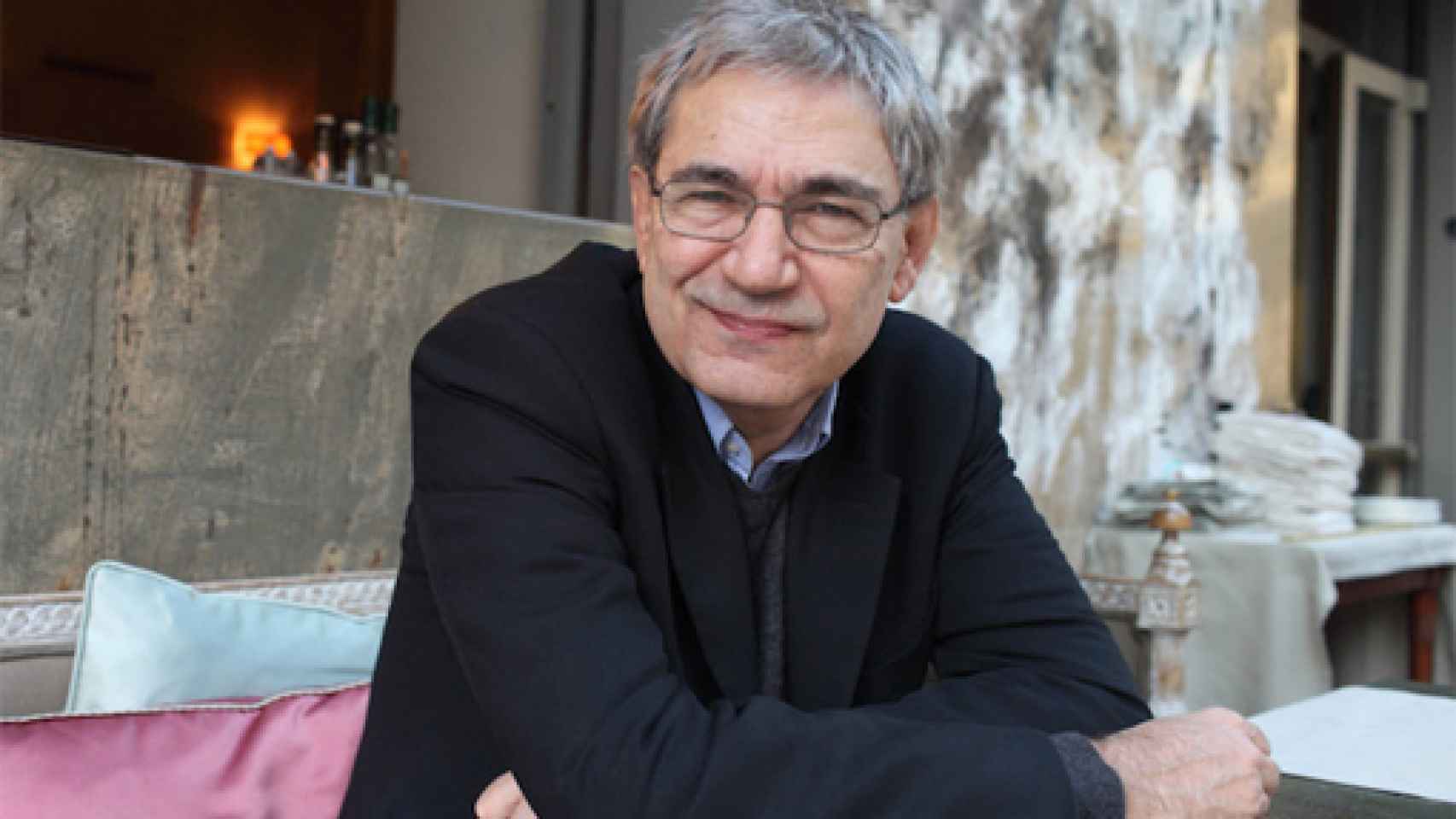 Image: Orhan Pamuk: El novelista debe conectar la realidad con los grandes ideales