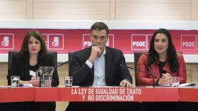 Pedro Sánchez, este viernes en una reunión en el PSOE.