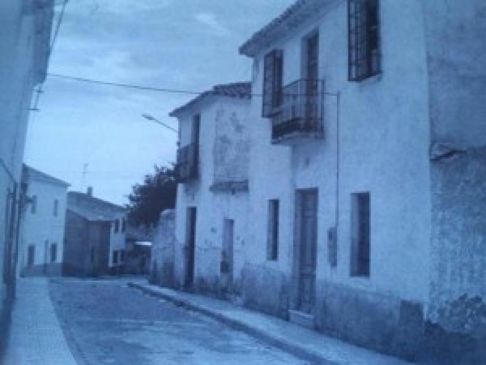 Fachada de la casa en la que fueron muriendo uno a uno todos los miembros de Los Rufino tras el asesinato de María Francisca.