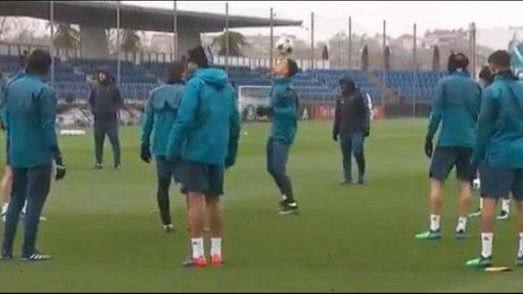 Show de Cristiano Ronaldo en un entrenamiento