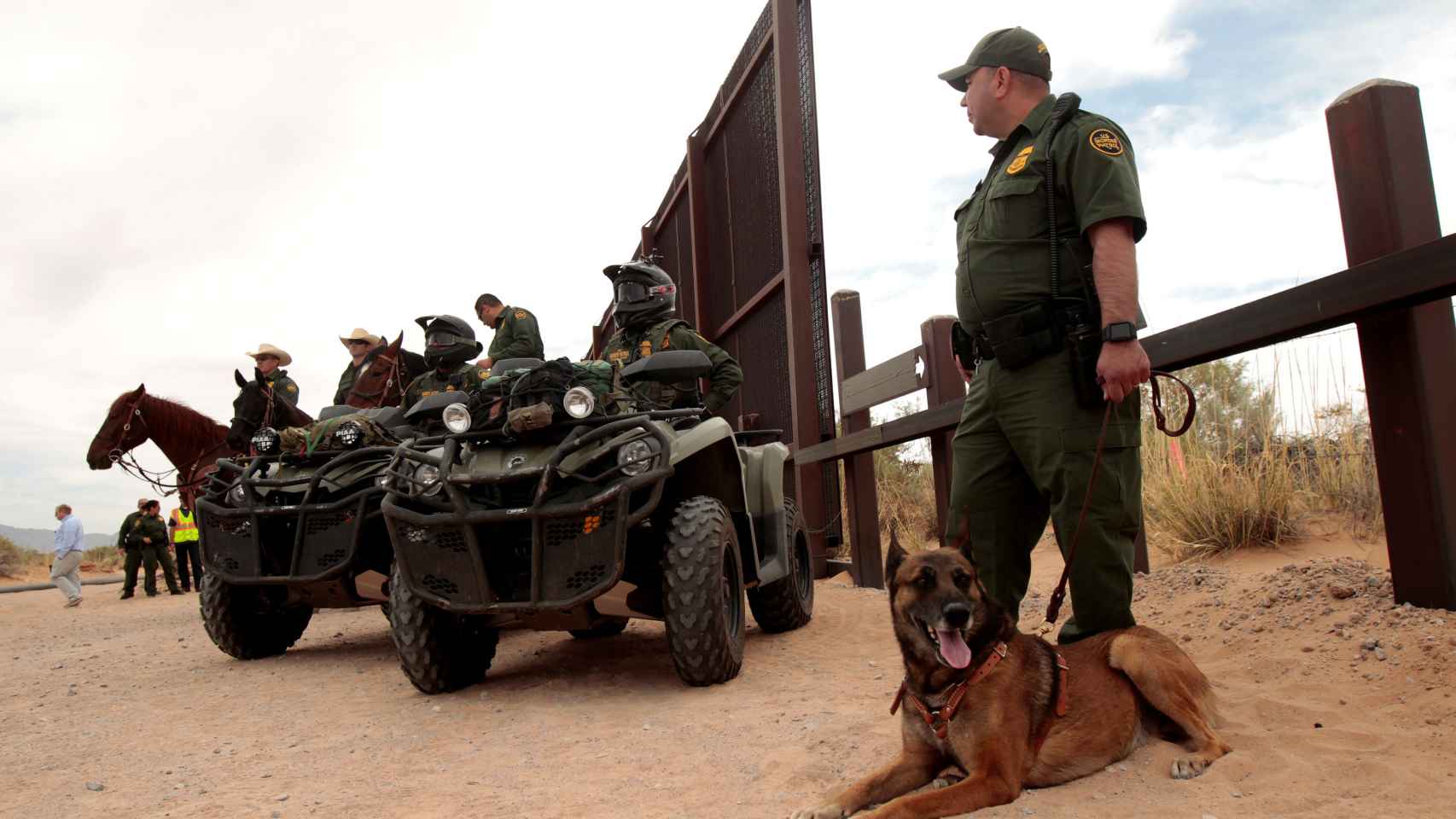 Militares en la frontera con México.