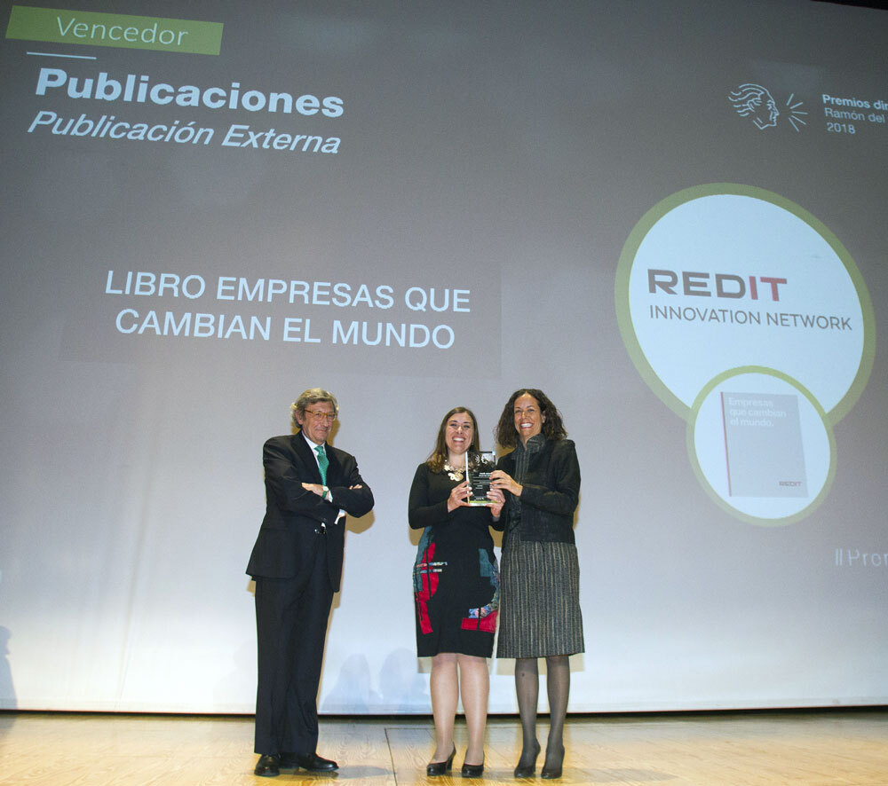 'Empresas que cambian el mundo' gana el Premio Dircom a la mejor publicación externa.