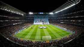 El Santiago Bernabéu con el tifo de Champions