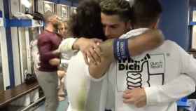 Marcelo abraza a Cristiano Ronaldo