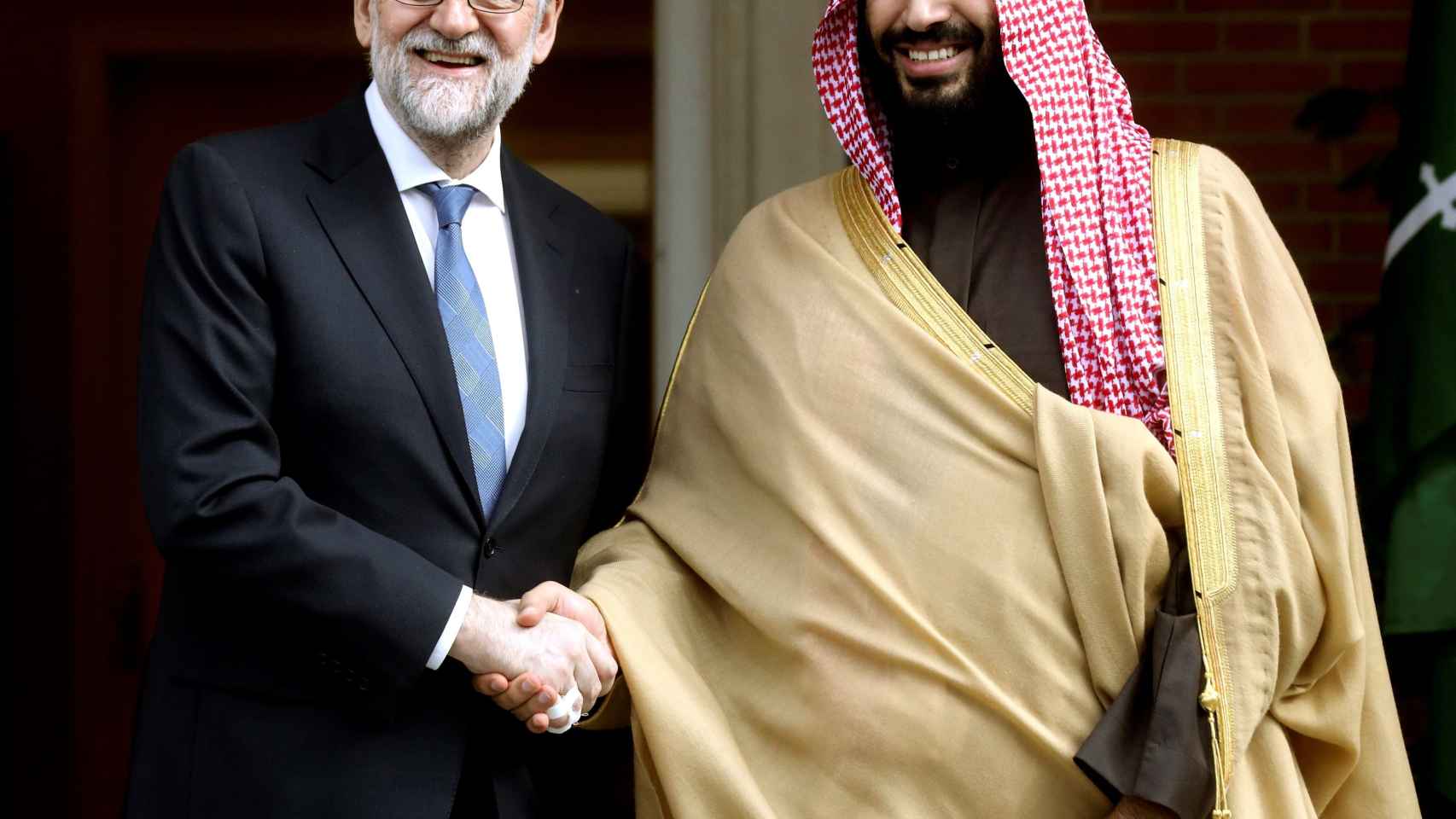 Rajoy con el príncipe heredero de Arabia Saudí en La Moncloa