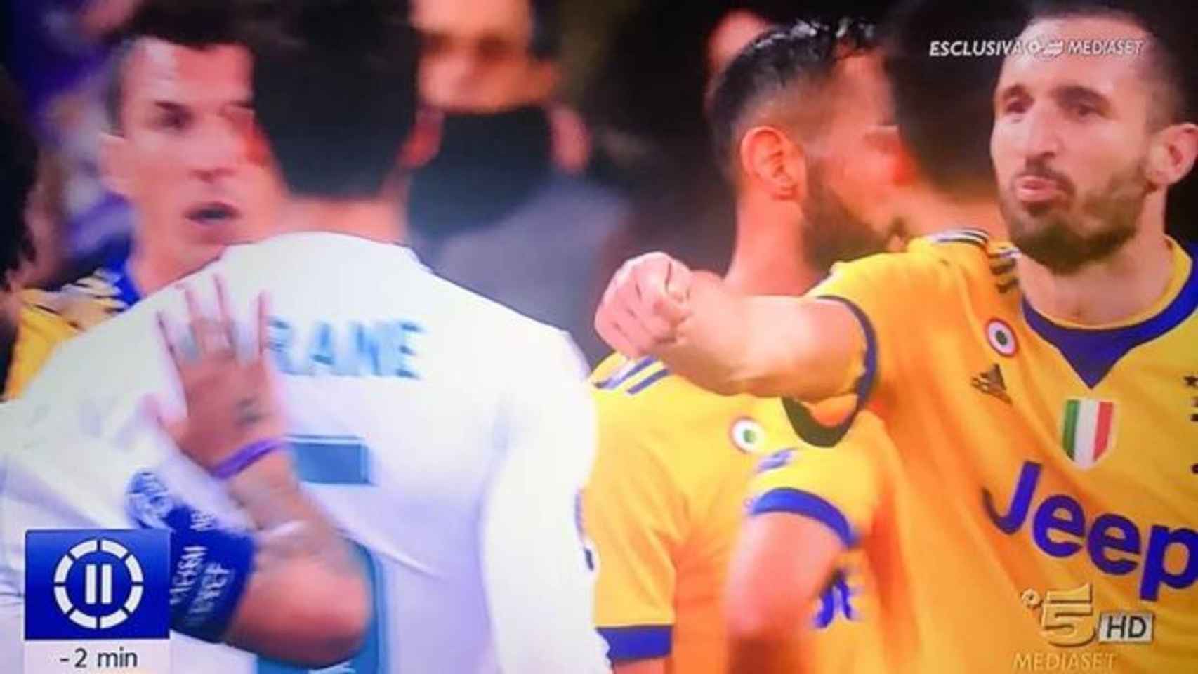 Chiellini acusa a los jugadores del Real Madrid de pagar al árbitro.