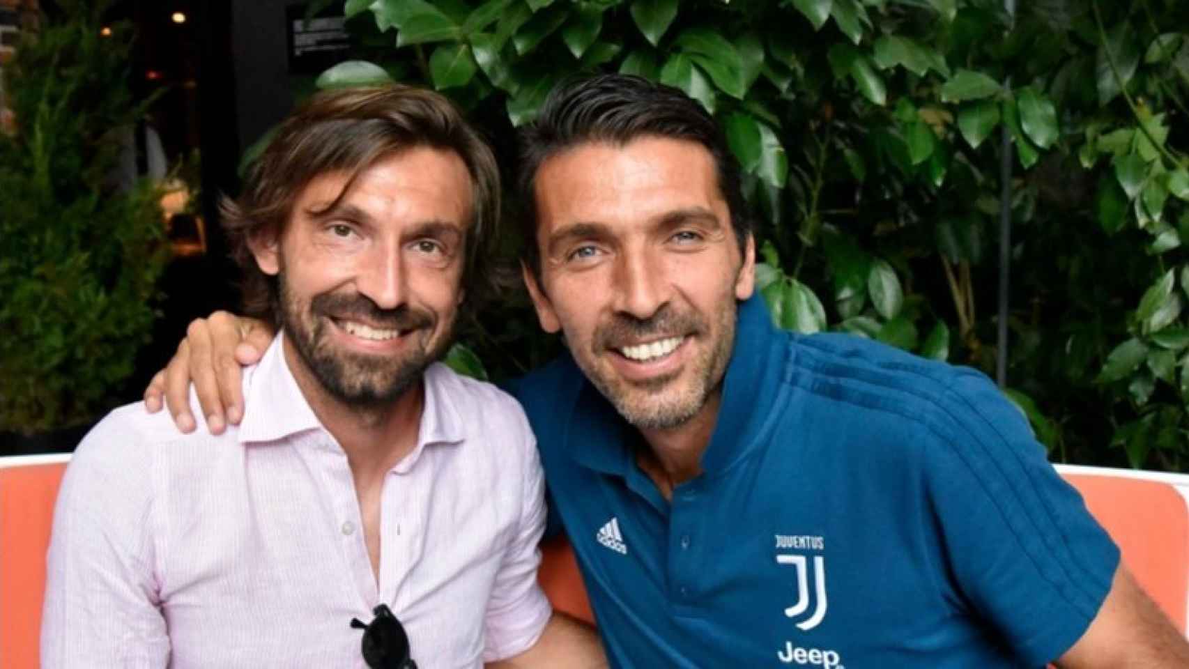 Buffon y Pirlo, excompañeros en la Juventus. Foto: juventus.com