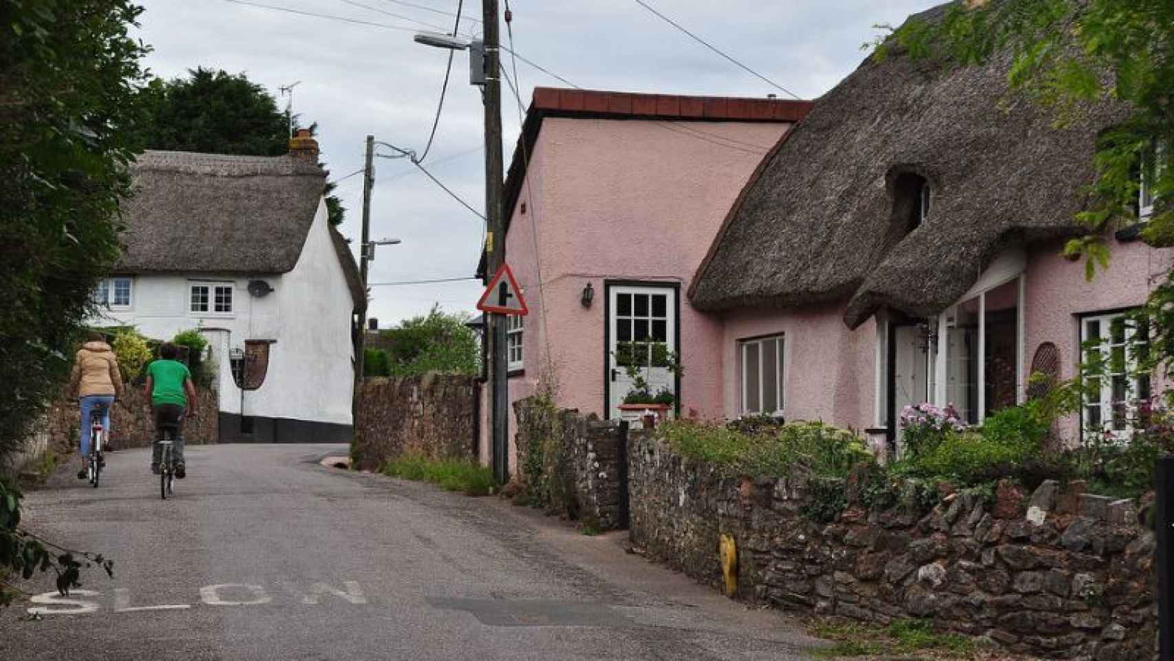 El pueblo de Willand, al sur de Inglaterra, crece 2 centímetros al año.