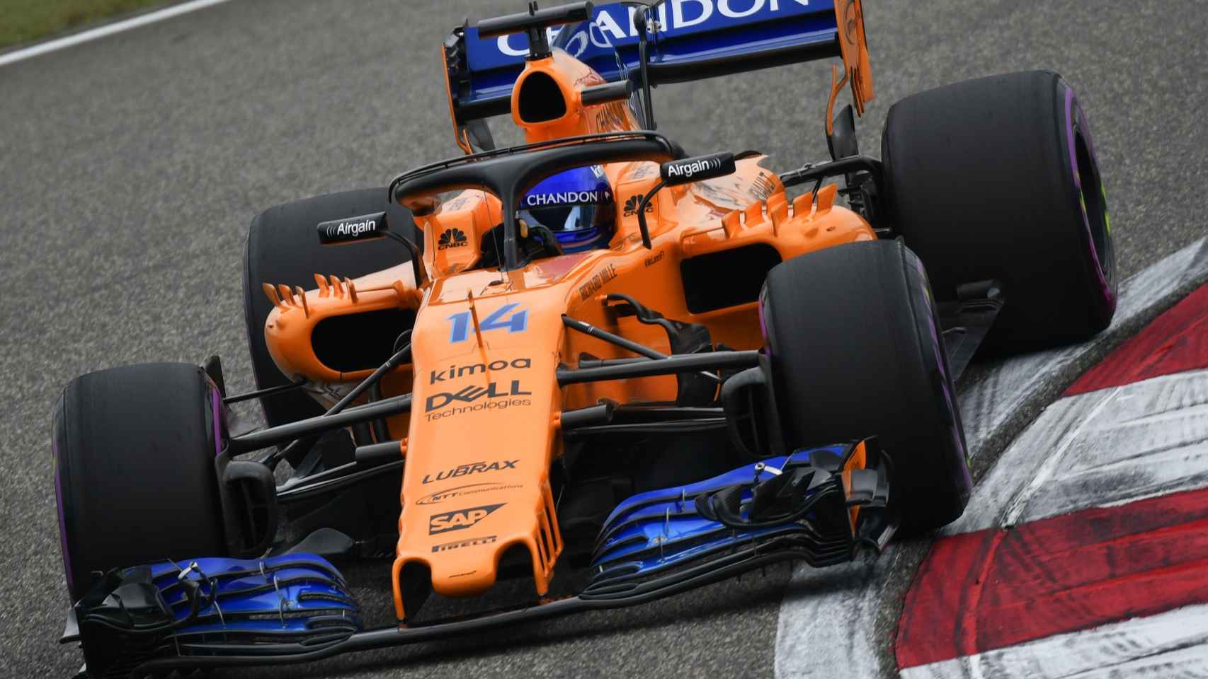 Fernando Alonso durante la clasificación de China.