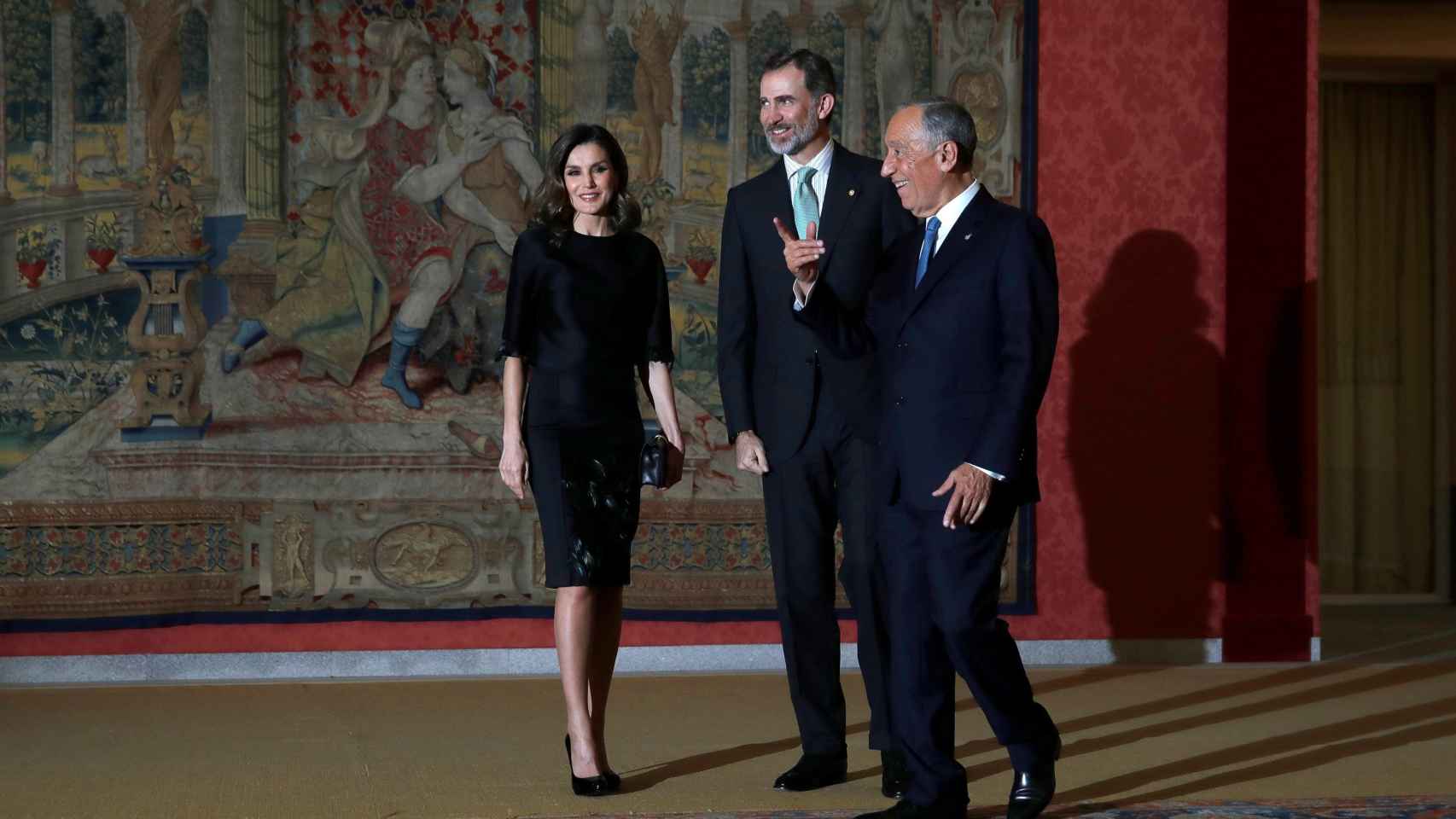 Los Reyes, Felipe VI y Letizia junto al presidente de Portugal