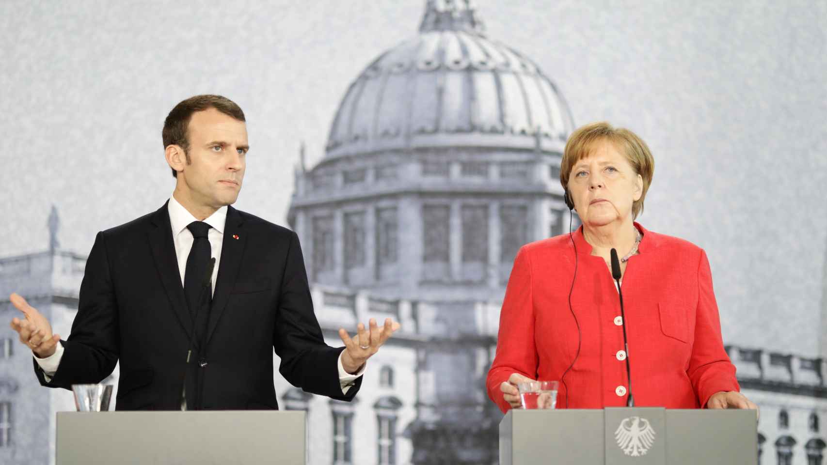 Macron y Merkel, durante su rueda de prensa en Berlín