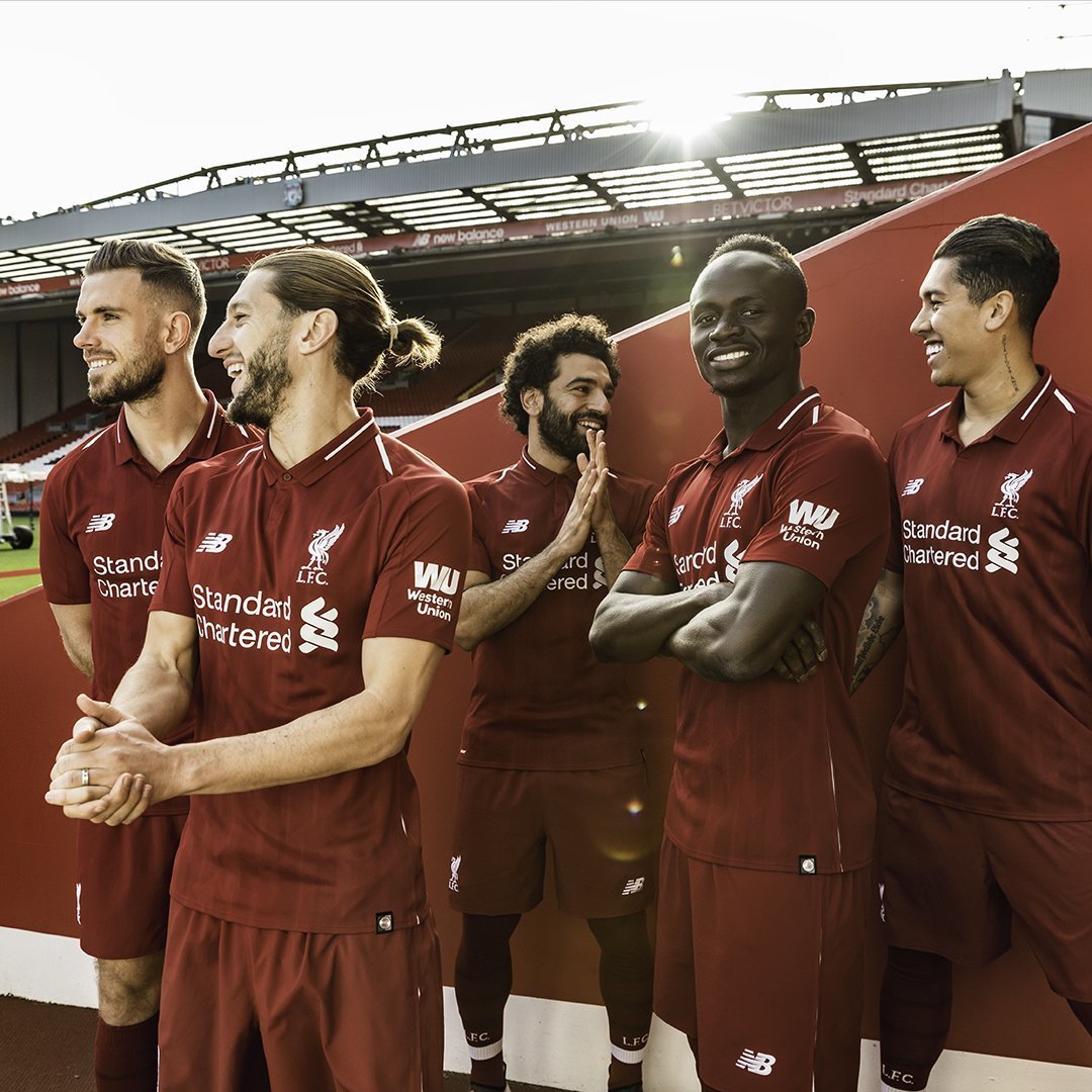 Portazo al Madrid: Salah presenta la nueva camiseta del Liverpool