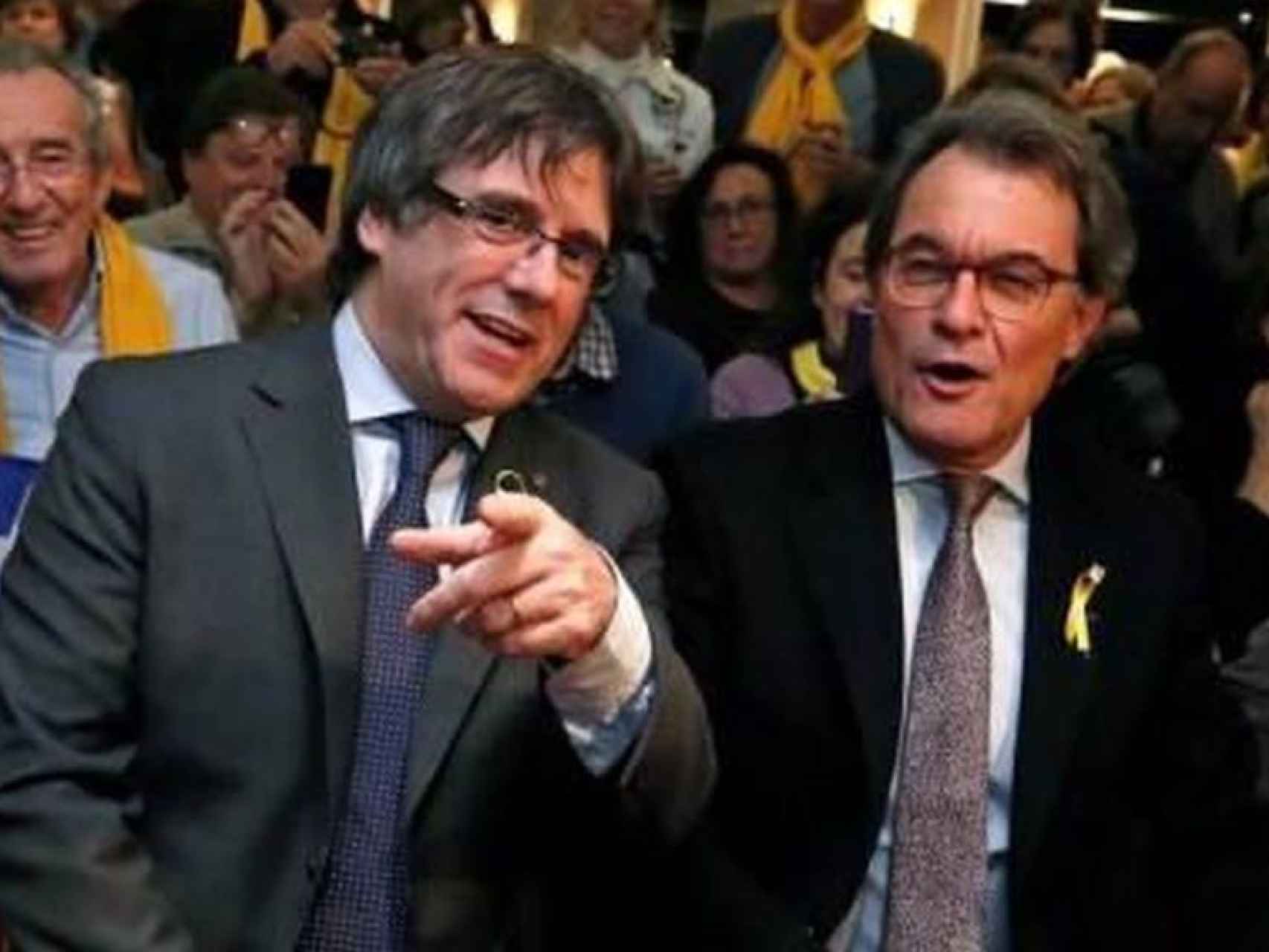 Artur Mas junto a Puigdemont el pasado diciembre en Bélgica./