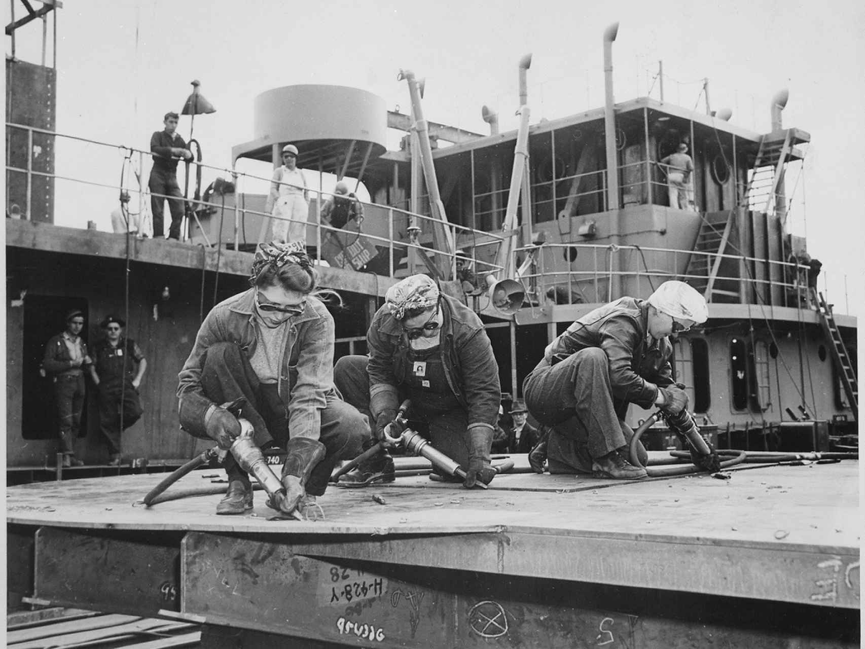 Trabajadoras en astilleros estadounidenses, en los años cuarenta.
