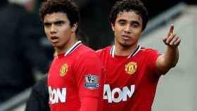 Fabio y Rafael, los gemelos Da Silva en el Manchester United. Foto manutd.com