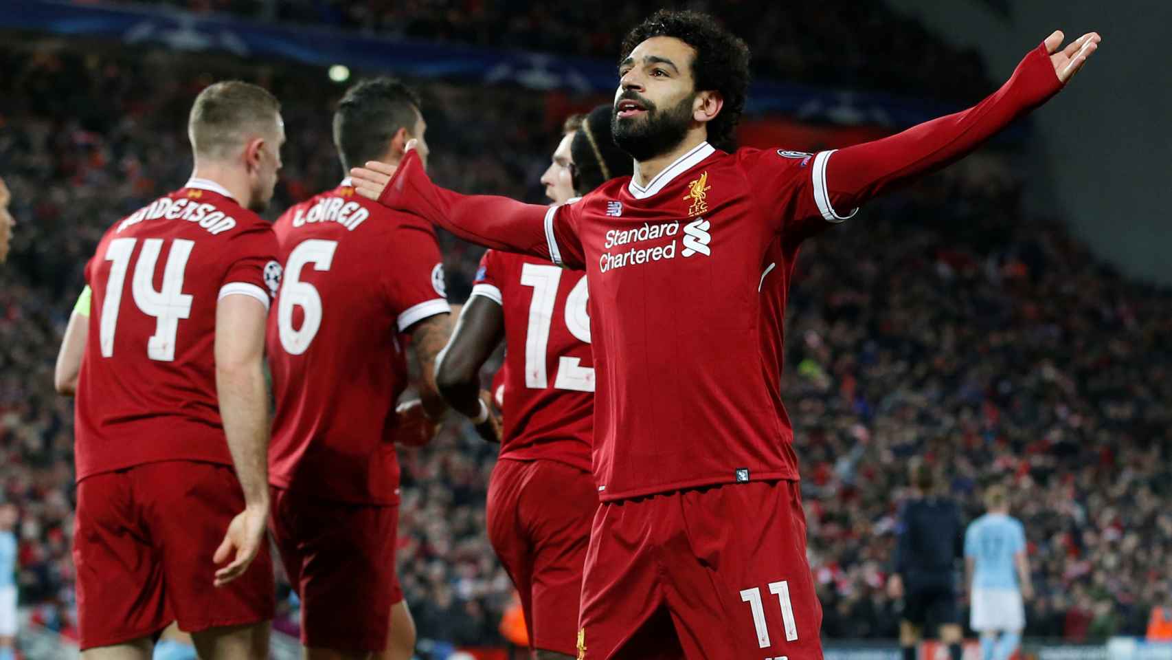 Salah celebra un gol con el Liverpool.