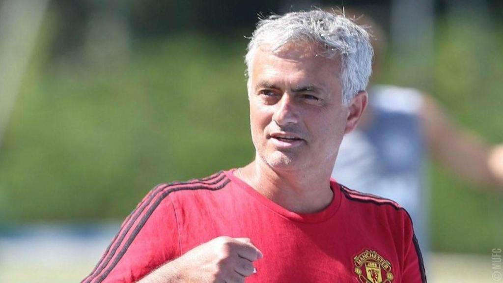 José Mourinho, técnico del United Foto: Twitter (@ManUtd)