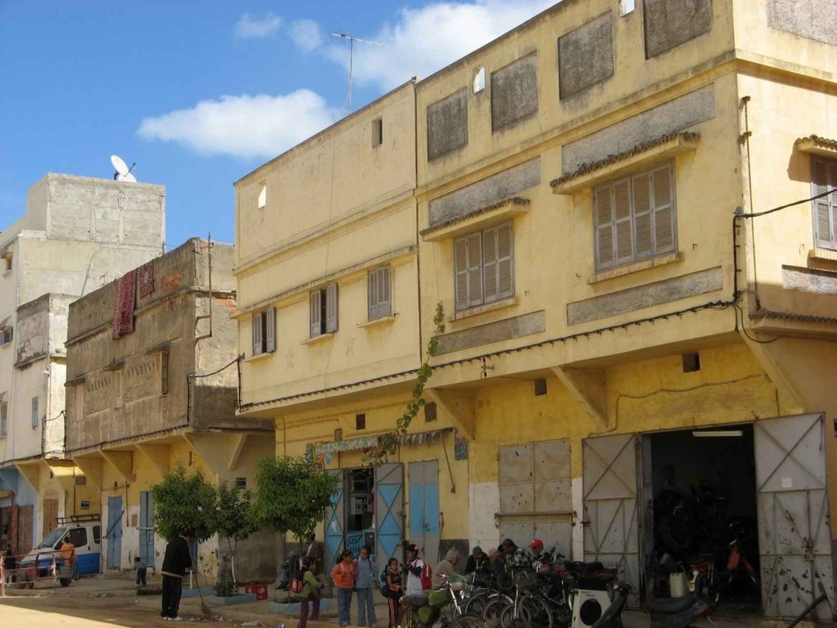 La escuela de Sidi Slimane en la que trabajaba el profesor engañado