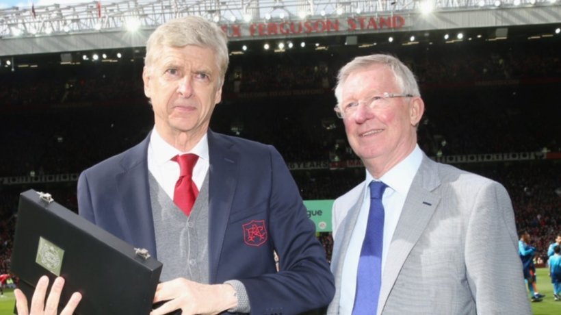 La emotiva despedida de Old Trafford, Ferguson y Mourinho a Wenger