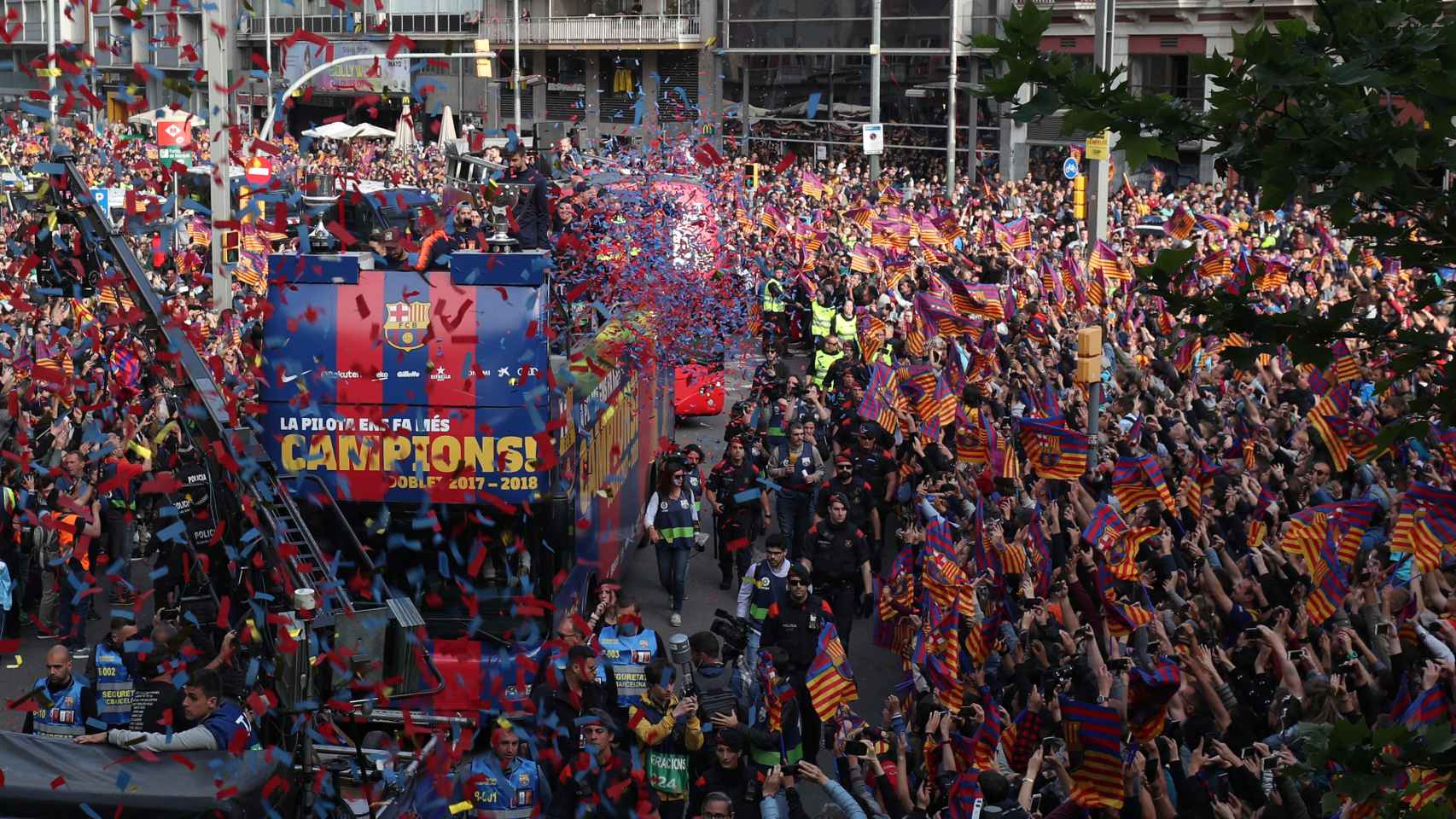 La Celebración De La Liga Y Copa Del Barcelona En Imágenes