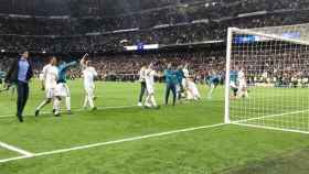 El Real Madrid celebra el pase a la final de Kiev
