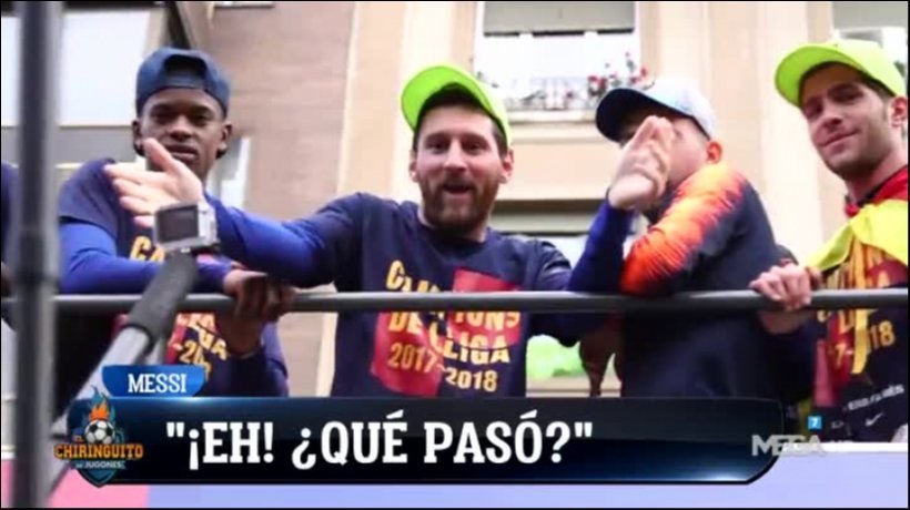 Vídeo | El espectáculo de Soria en la rúa del Barça: colegueo con Piqué y abrazo con Messi