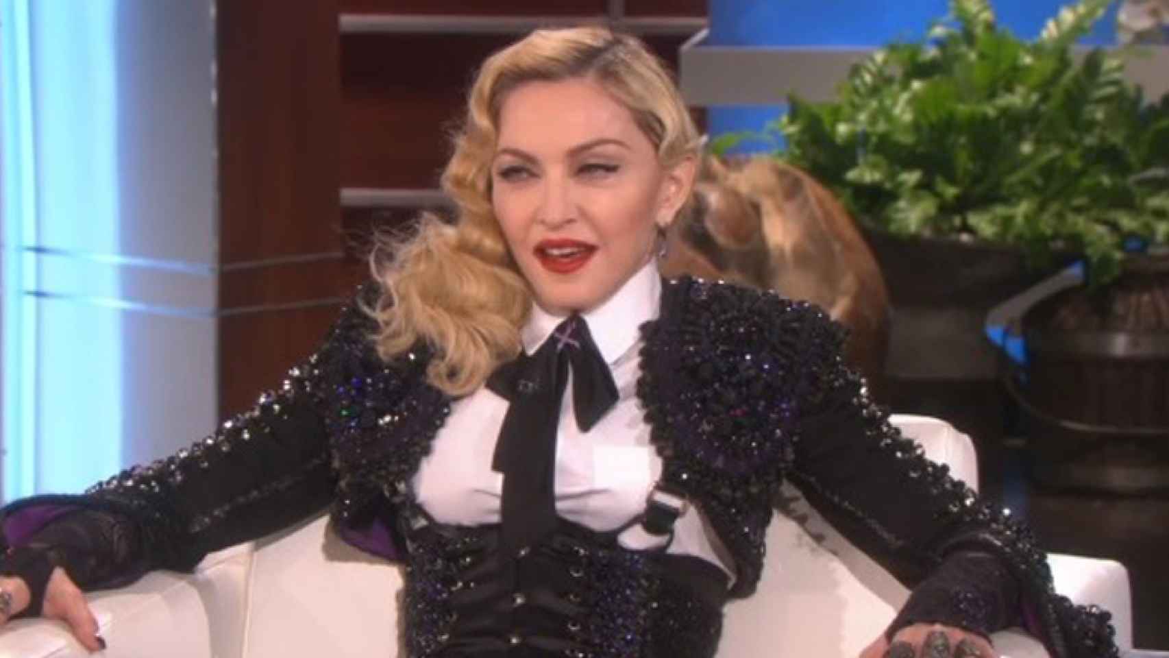 Madonna vestida de torero en 'The Ellen Show'