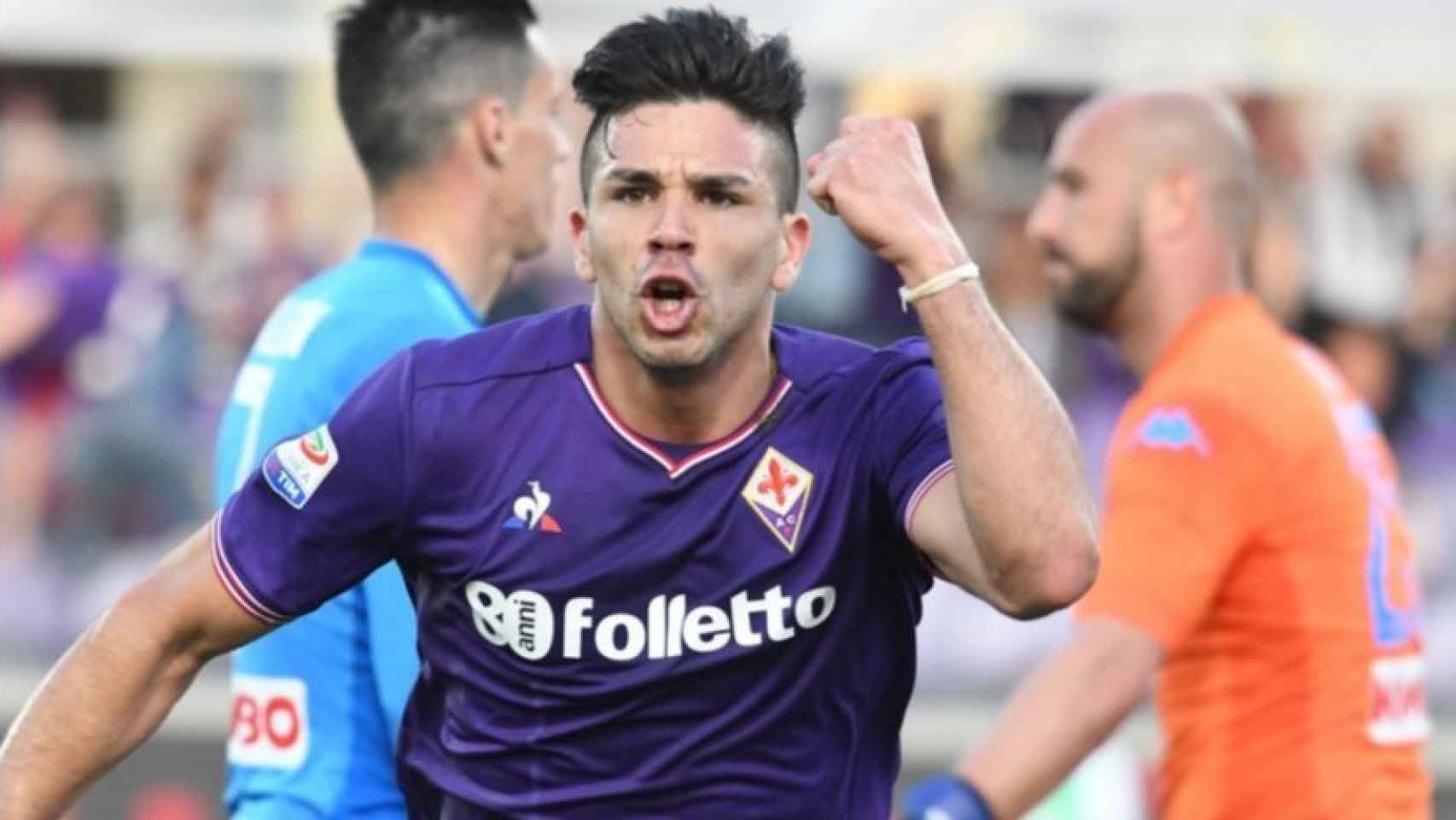 Giovanni Simeone celebra un gol con la Fiorentina. Foto: Twitter (@acffiorentina)
