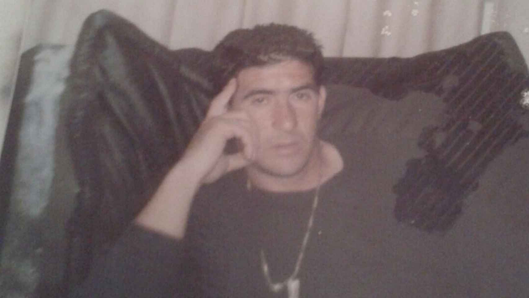 Manuel González en una foto de cuando él rondaba los 30 años. Dice que en ese momento ya era un adicto a la heroína.