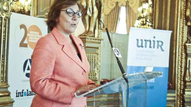 Carmen Martínez Castro en un acto de la universidad internacional de la Rioja