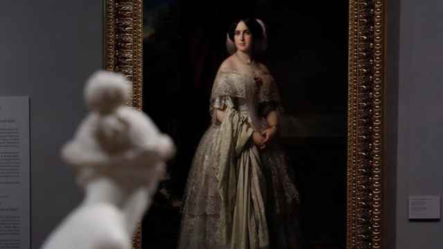El retrato de Josefa instalado en la sala del Museo del Prado.