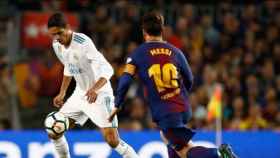 Varane contra Messi en El Clásico