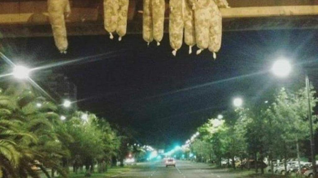 La Manada, ahorcada en Valencia.