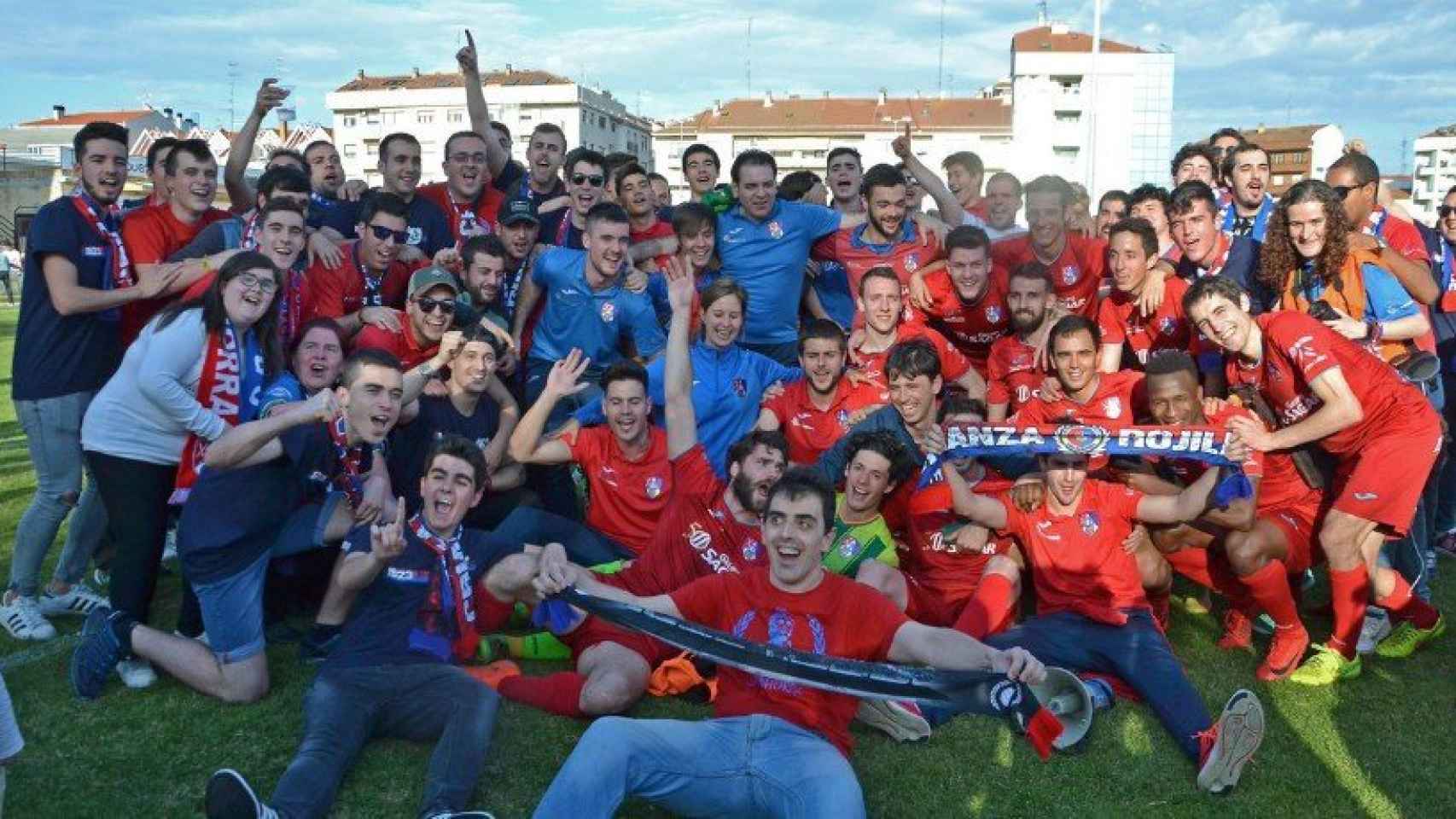 El Calahorra, el único equipo en España invicto. Foto: Twitter (@cdcalahorra)