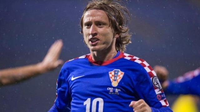 Modric durante un partido de Croacia. Foto: Twitter (@hns_cff).