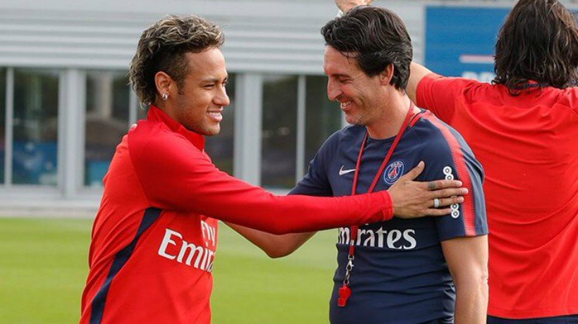 Emery: Creo que Neymar seguirá en el PSG