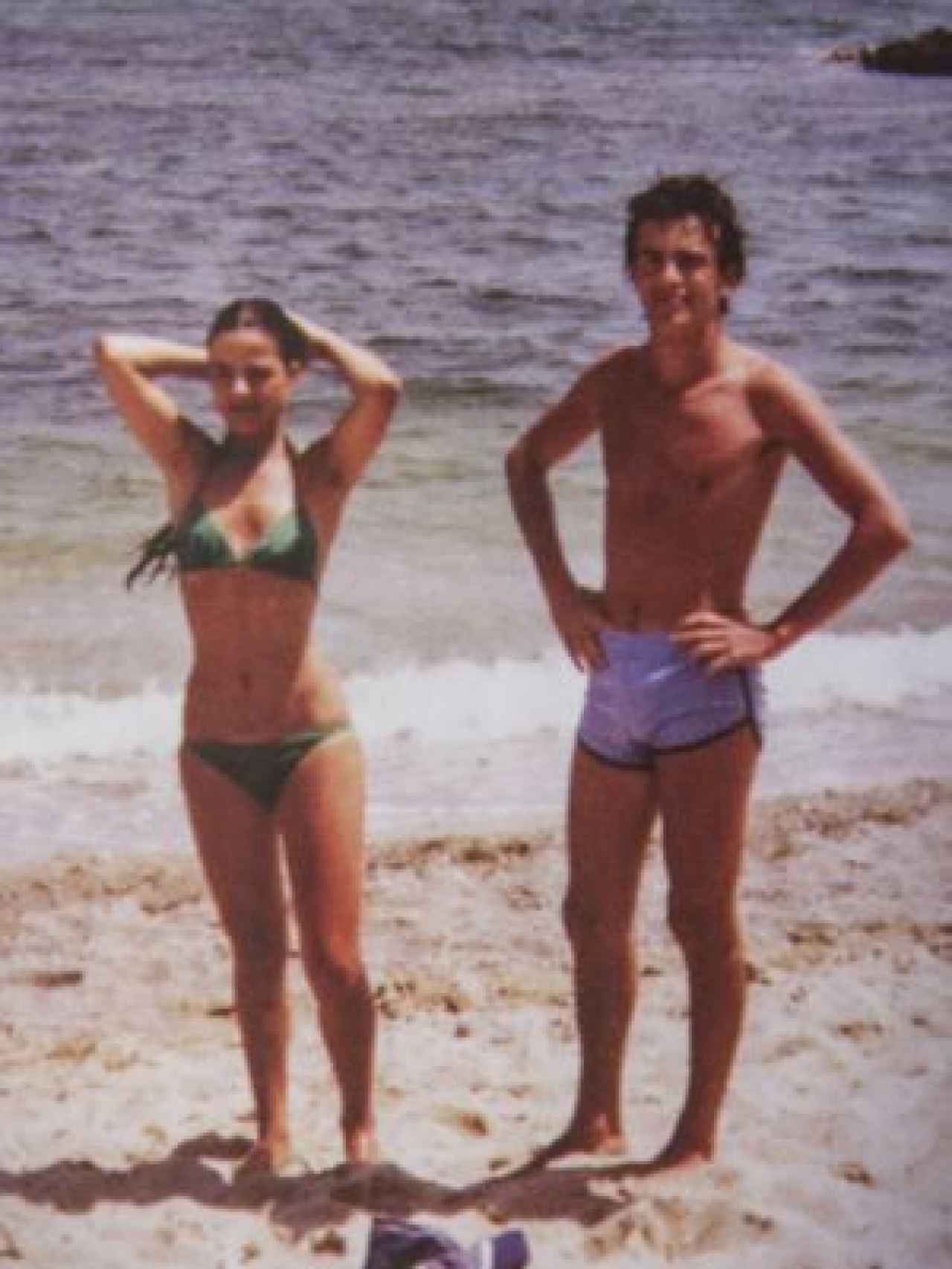 Giovanna y Manuel Valls, en las vacaciones que pasaron en Mallorca en 1982