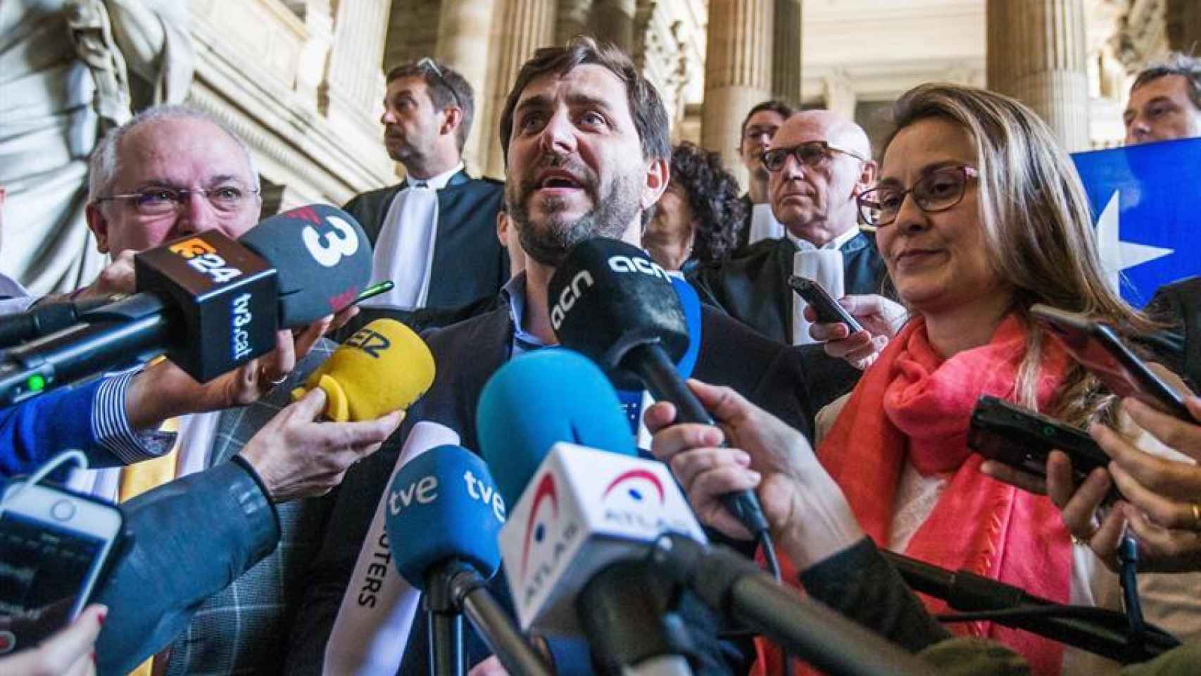 Puig, Comin y Serret, el miércoles en Bruselas tras la decisión judicial./
