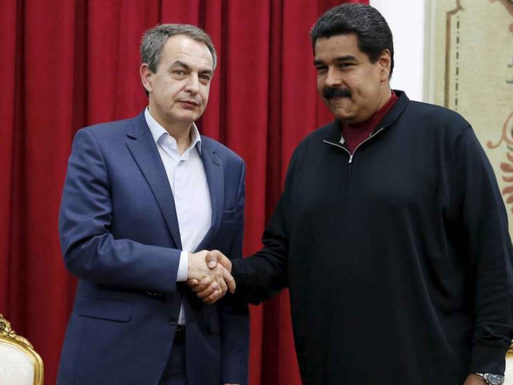 Zapatero junto a Maduro durante una visita a Venezuela.