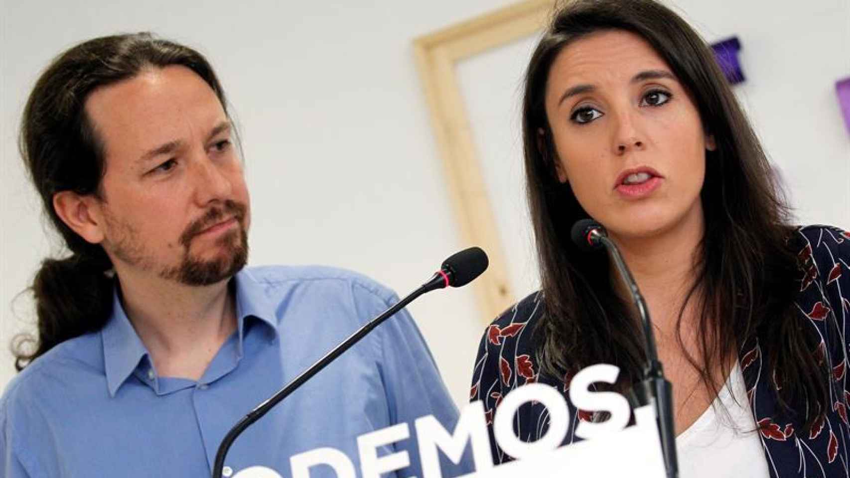 Pablo Iglesias e Irene Montero, en una comparecencia conjunta en la sede de Podemos.