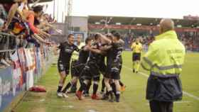 Los jugadores del Huesca celebran el ascenso a Primera División. Foto: Twitter (@SDHuesca)