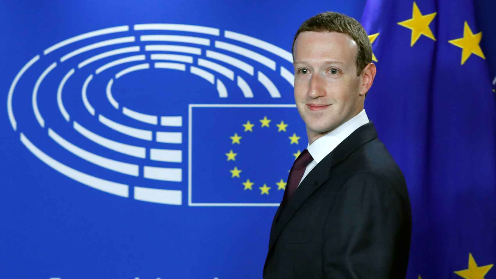 Zuckerberg, a su llegada al Parlamento Europeo.