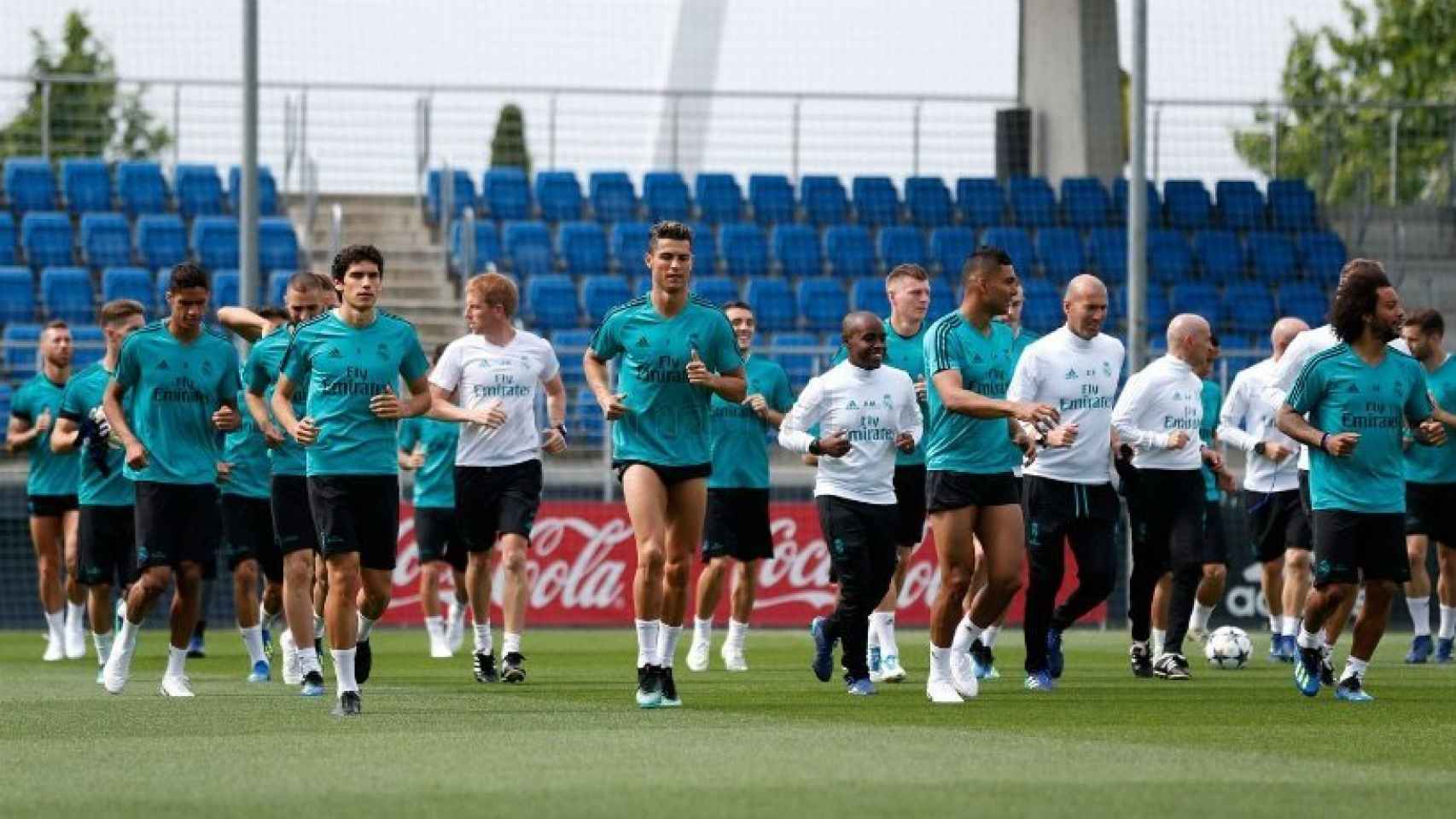 El Real Madrid realiza su último entrenamiento antes de viajar a Kiev