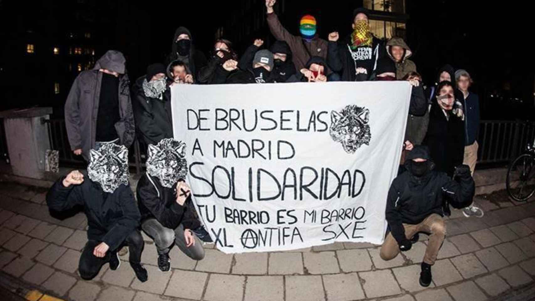 Activistas de Bruselas se manifiestan en apoyo de los miembros de Straight Edge Madrid