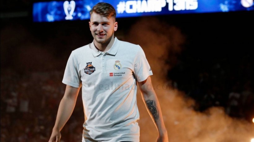 El homenaje del Santiago Bernabéu al Real Madrid de Baloncesto
